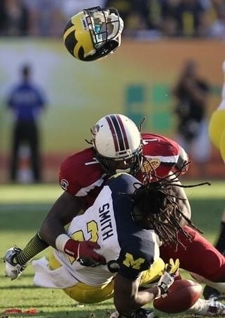 Jadeveon Clowney hit in Bowl Game Win