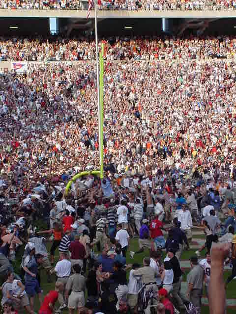 USC goal post goes down after big win! (1/8)